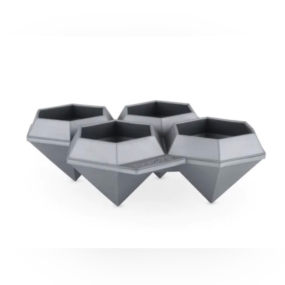 Jumbo Iced Out-diamond ice cube tray/use also for jello shots or soap making-NEW - Picture 2 of 9